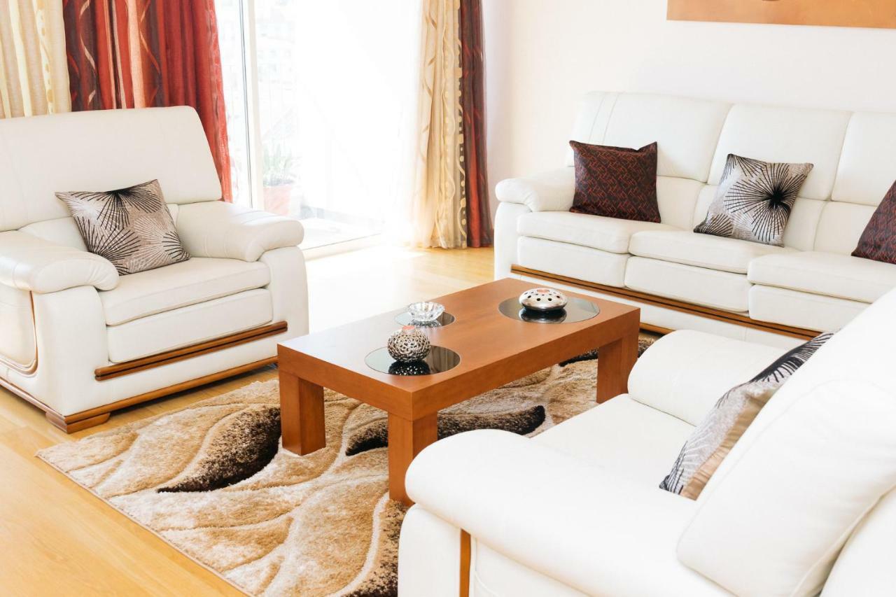 Penthouse 5 De Outubro Apartment